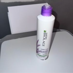 Matrix daily leave in conditioner 8.5ox